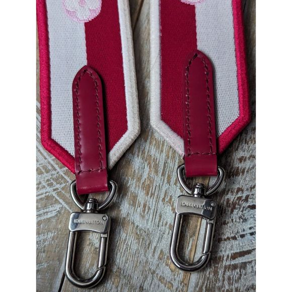 ***SOLD*** Louis Vuitton Raspberry/Pink Jacquard Shoulder Strap - Picture 3 of 10
